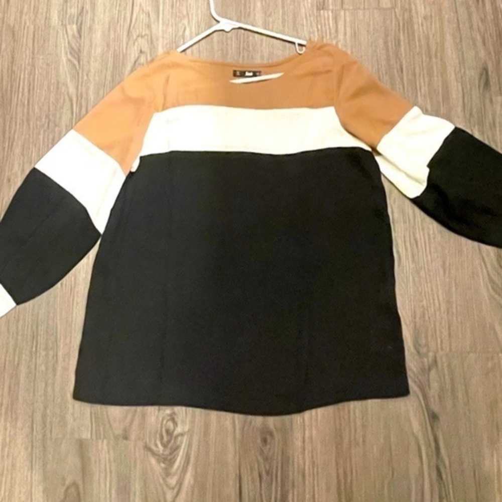 SHEIN 3/4 sleeve blouse
